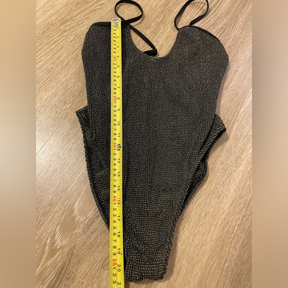 Good American Always Fits Sculpt One Piece Swimsuit Size 3/4 - Picture 10 of 10